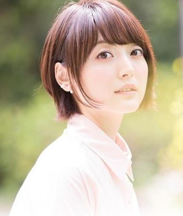 原创小学四年级的花泽香菜能有多可爱童星气质满满哒演技派