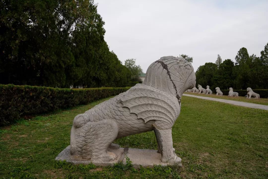 石栏柱棂星门石鼓石五供谥号碑地宫次妃赵氏墓次妃赵氏墓位于潞王陵西