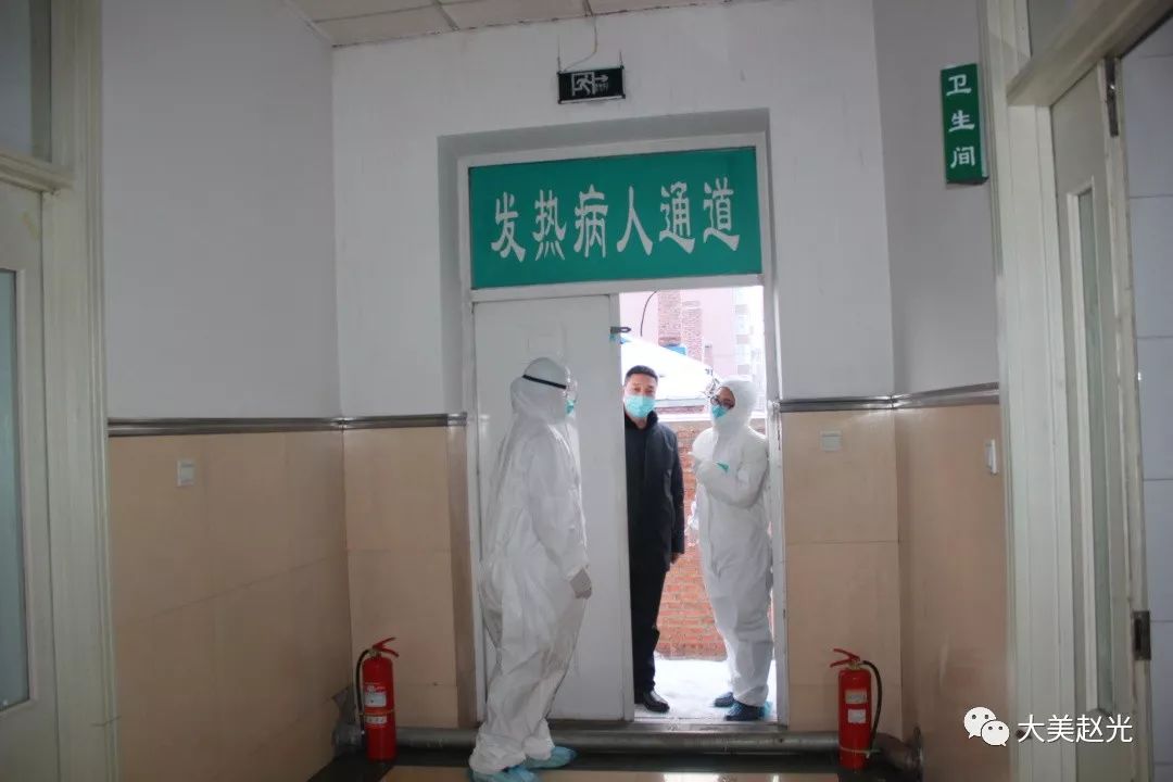 赵光农场医院开展预检分诊发热门诊应急演练