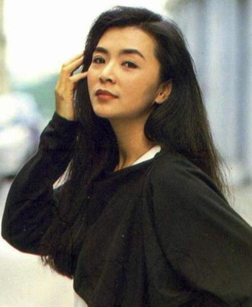 最美小龙女陈玉莲近照曝光周润发为她闹自杀今60岁仍单身