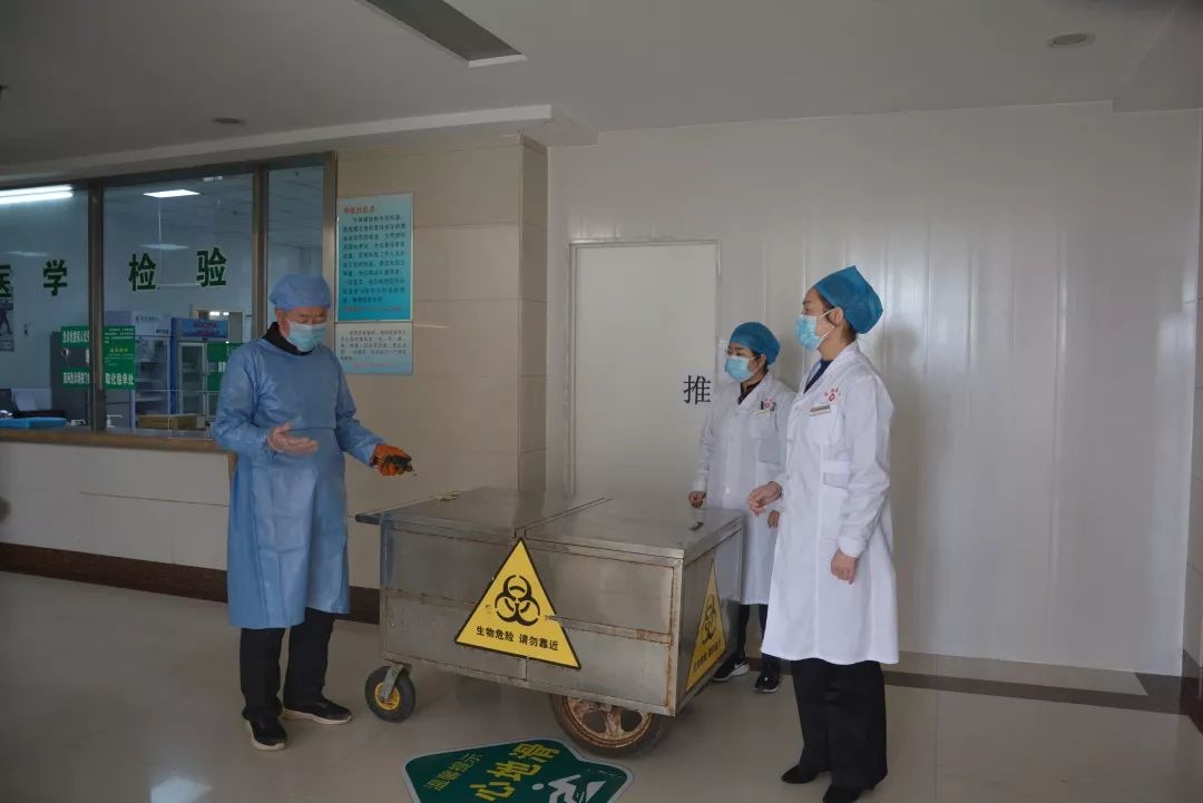 疫情防控院感科在行动