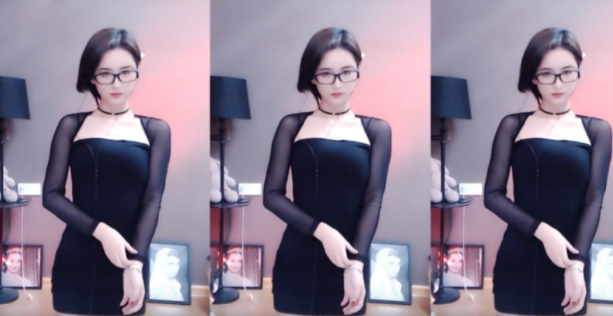 近一段时间月月王因为自己的一些私人定制视频受到了