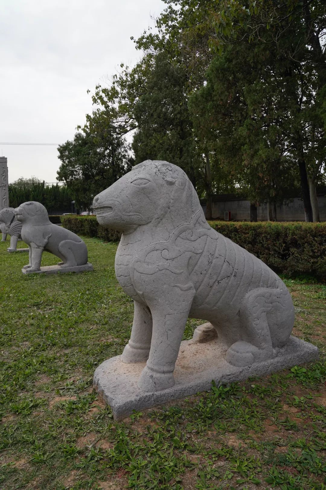 门石鼓石五供谥号碑地宫次妃赵氏墓次妃赵氏墓位于潞王陵西侧140米处
