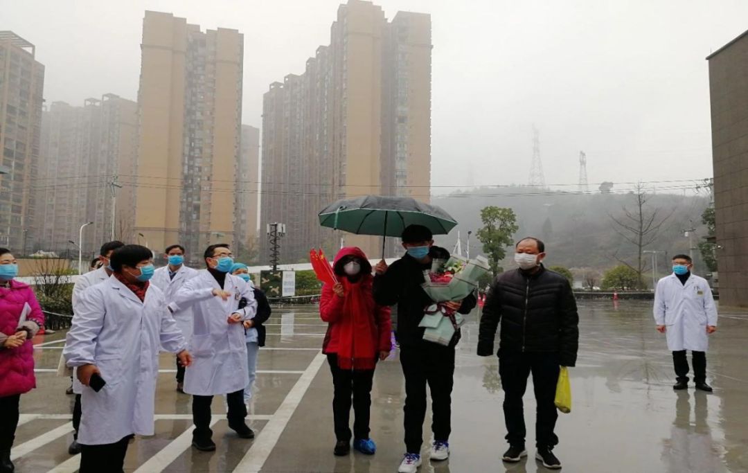 铜仁市人民医院坚持四个到位助推打赢疫情防控阻击战