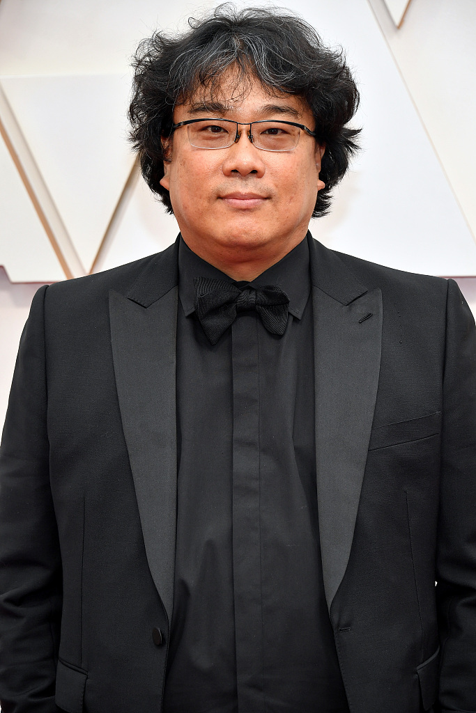 李善均,赵汝贞,崔宇植,朴素丹,李静恩,张慧珍,朴明勋全员踏上红毯