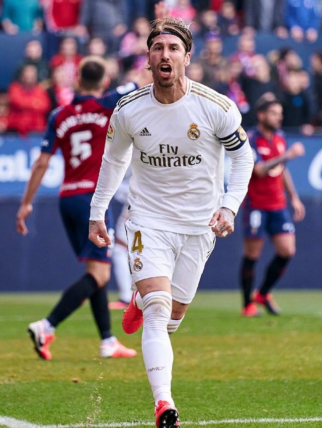 一场4-1令2万球迷鸦雀无声!齐达内目光深邃,拉莫斯怒吼庆祝