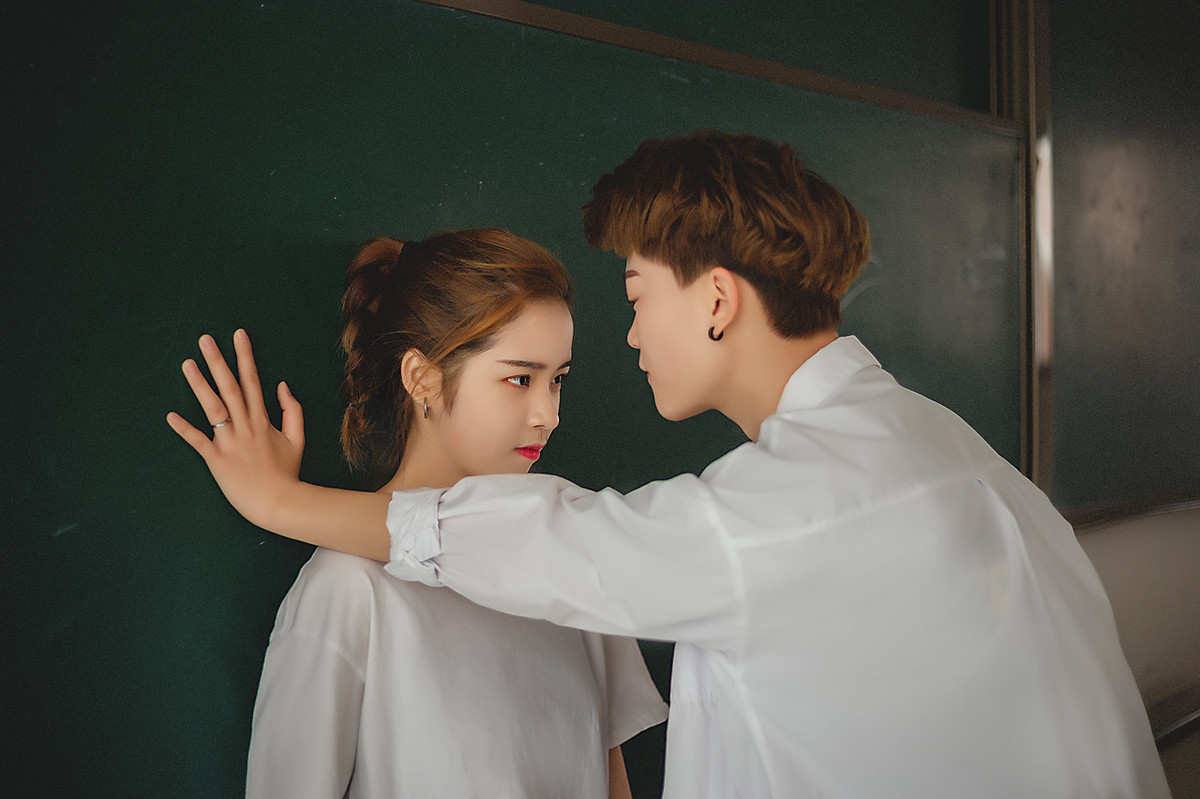 管理情绪做倔强的小草我们这样还是不是爱情