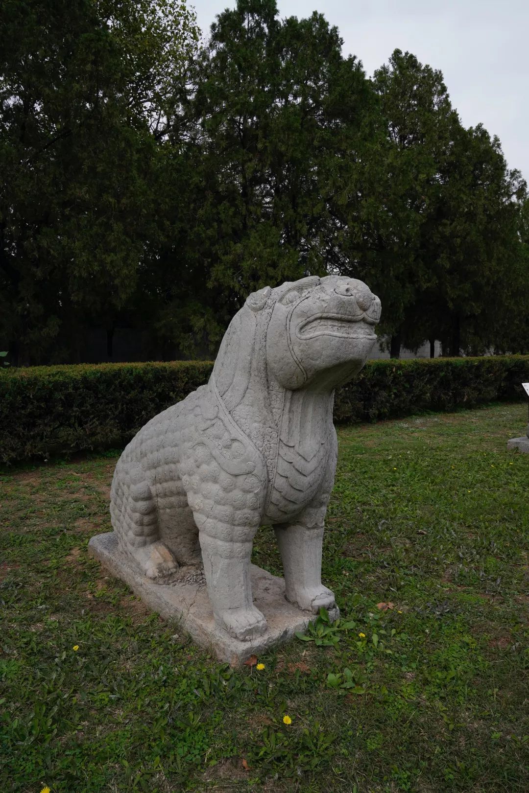 门石鼓石五供谥号碑地宫次妃赵氏墓次妃赵氏墓位于潞王陵西侧140米处