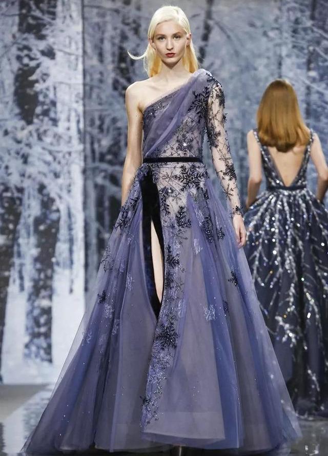 高贵奢华的珠绣礼服高定不愧为高定珠绣服装的华丽感不容小觑