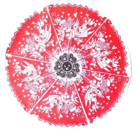 杨艺剪纸作品《一手抓防控,一手忙备耕》谭先华面塑作品黄兆坤书法