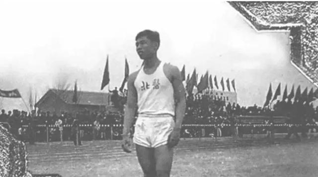 非典：84岁钟南山“肌肉照”刷爆朋友圈，简直太帅了！