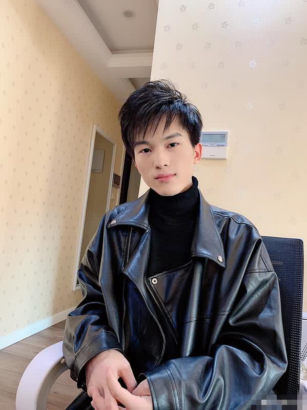 不求人和难言较上劲了!冲击和平精英最高kd,这一次能否成功?