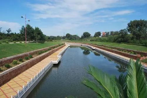 河道生态挡土墙图片