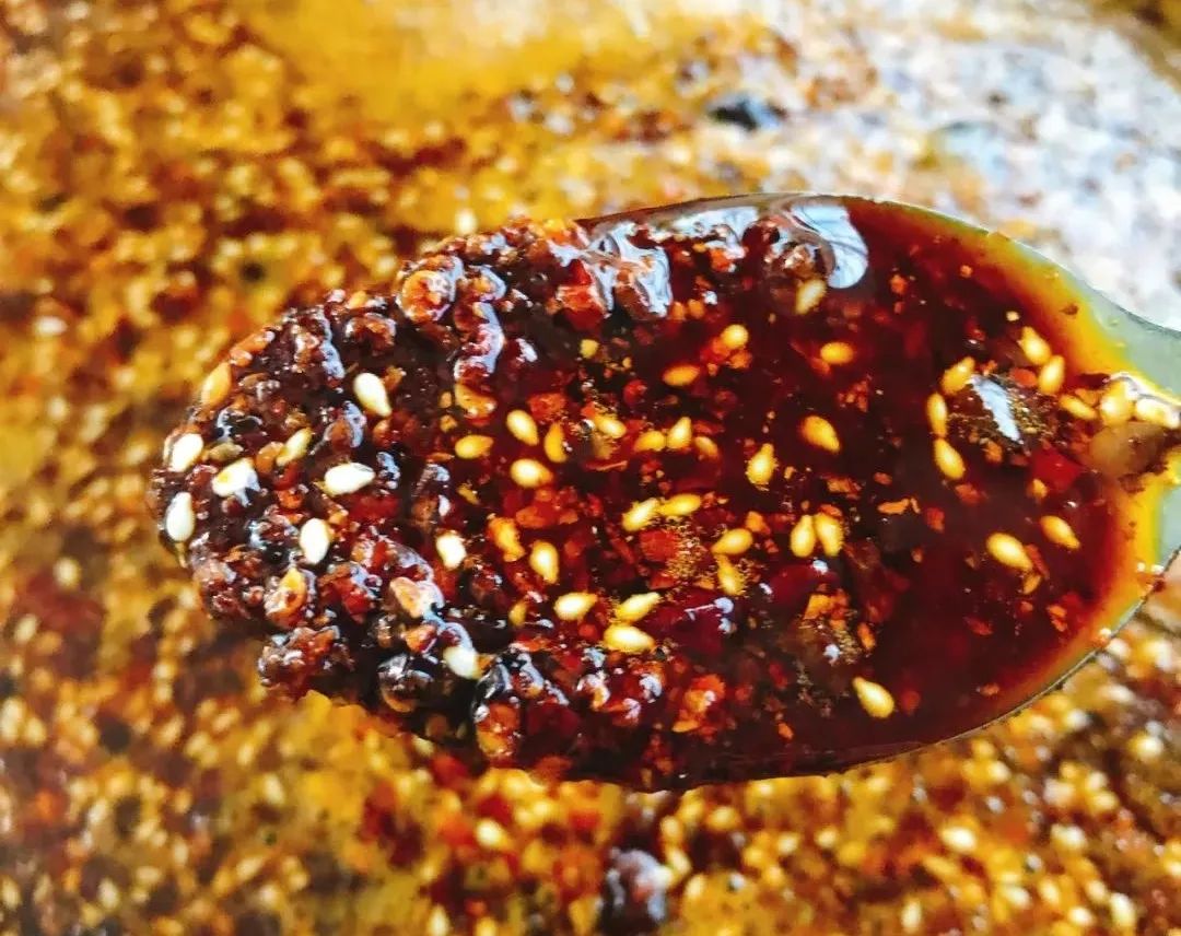 朋友圈蒸凉皮大赛王炸组合熬醋油泼辣子蒸凉皮擀面皮烙面皮秘方拿去