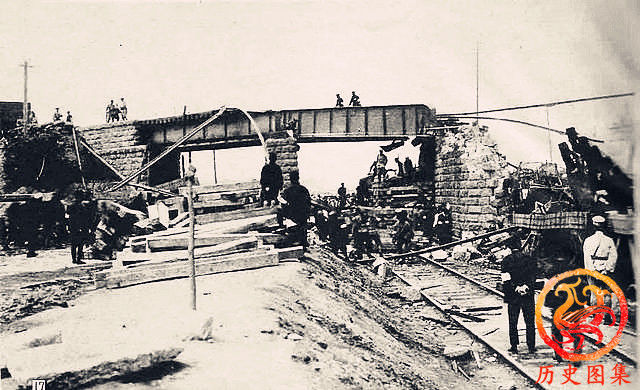 张作霖皇姑屯被炸瞬间现场很惨烈图十张作霖被部下抬上车