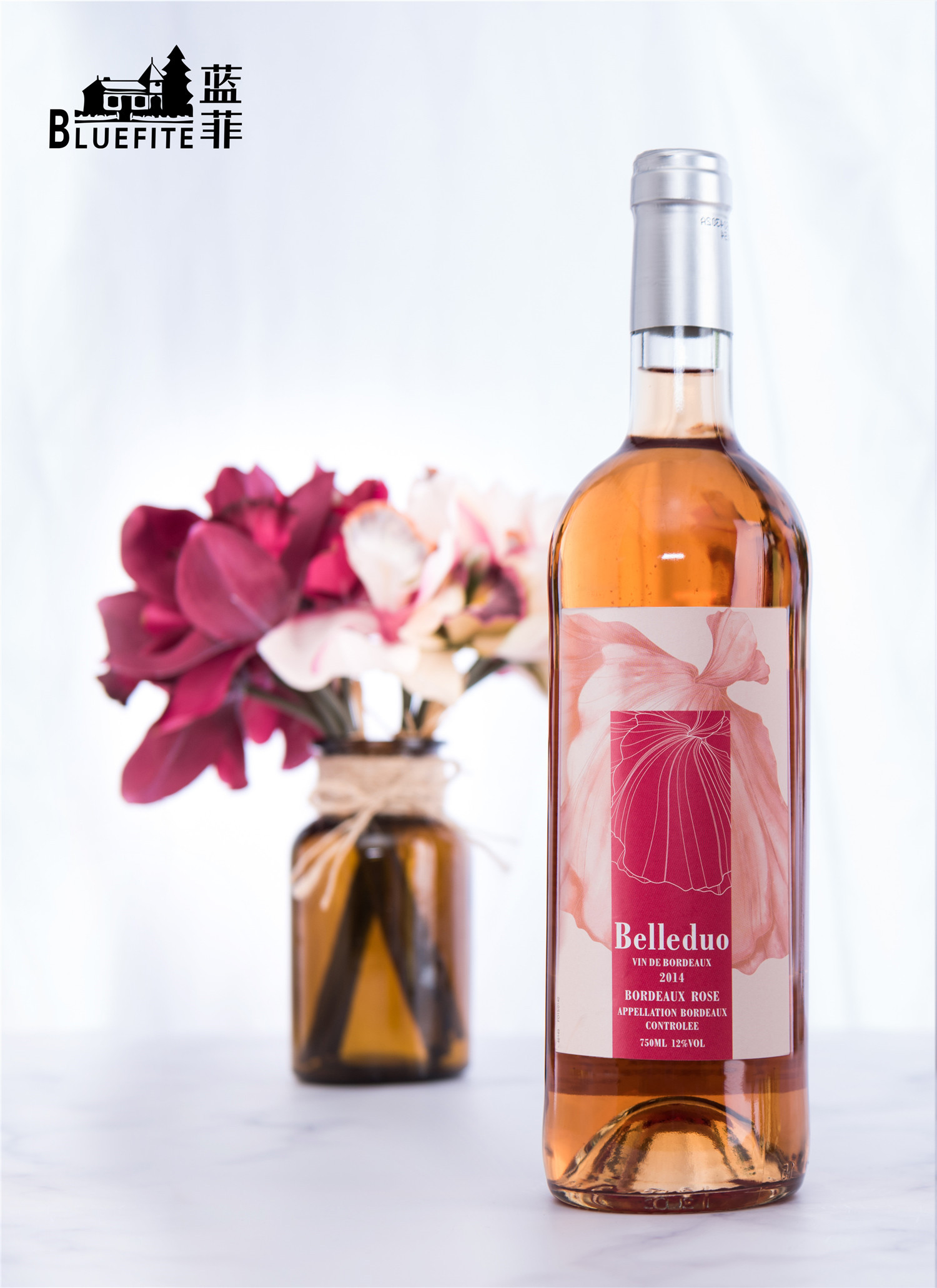 很容易患得患失;encounter 遇见情人节来临之际,以一杯红酒承载炙热情