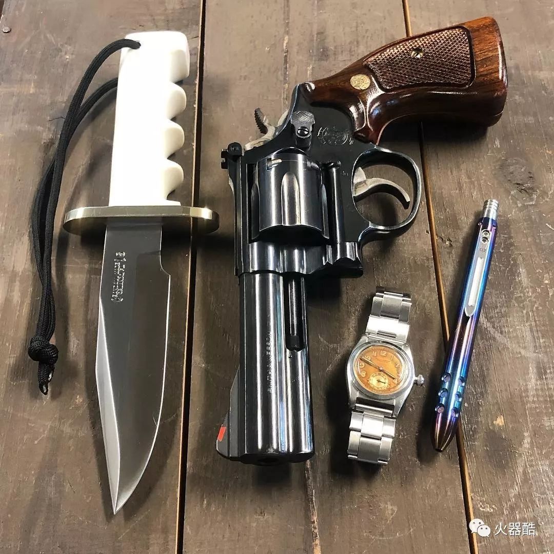 刀和枪远攻近击攻防兼备