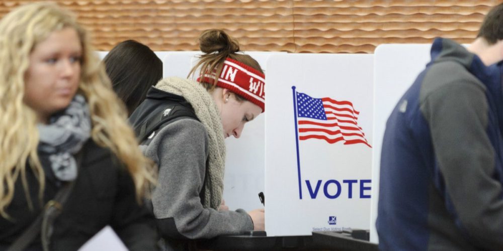 大学生和年轻人增长的投票率已经吸引了争夺2020年民主党总统候选人的