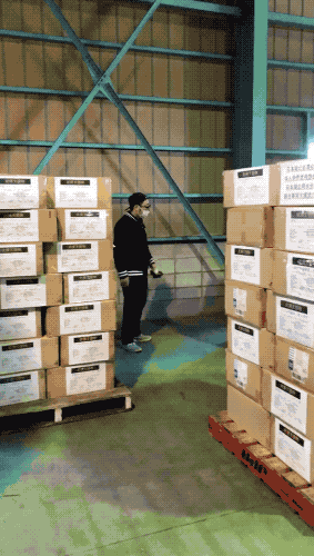 我在日本募捐医疗物资我也是马拉松跑者