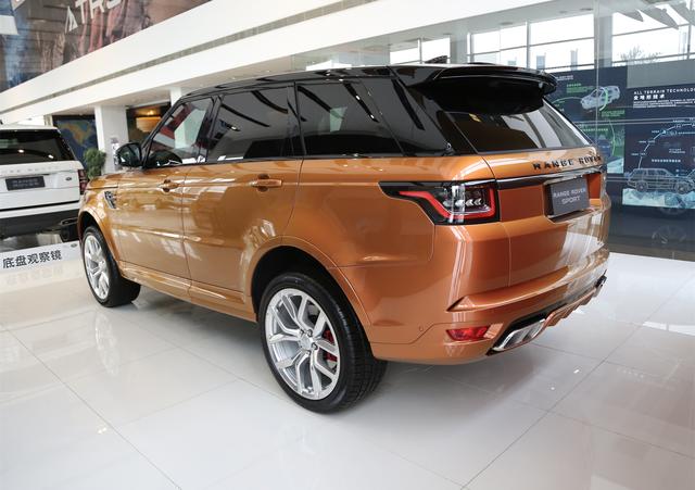 45秒破百新款路虎揽胜运动版亮相双色车身比奔驰g更拉风