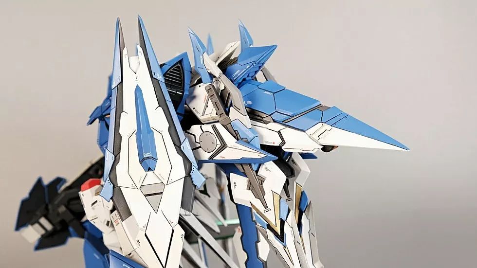 经典红白蓝,上惊异能天使改件涂装完成就是爆帅!