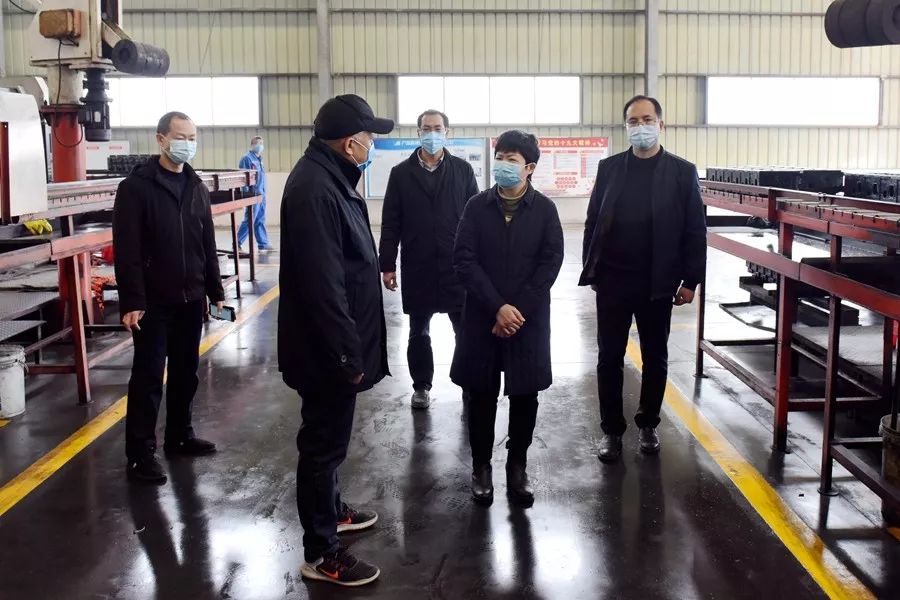 吕燕梅到企业检查复工复产和疫情防控工作