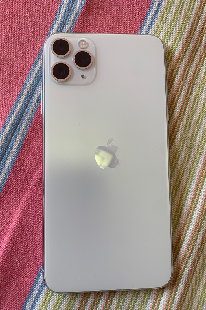 网友花7500买iphone11promax结果发现有猫腻