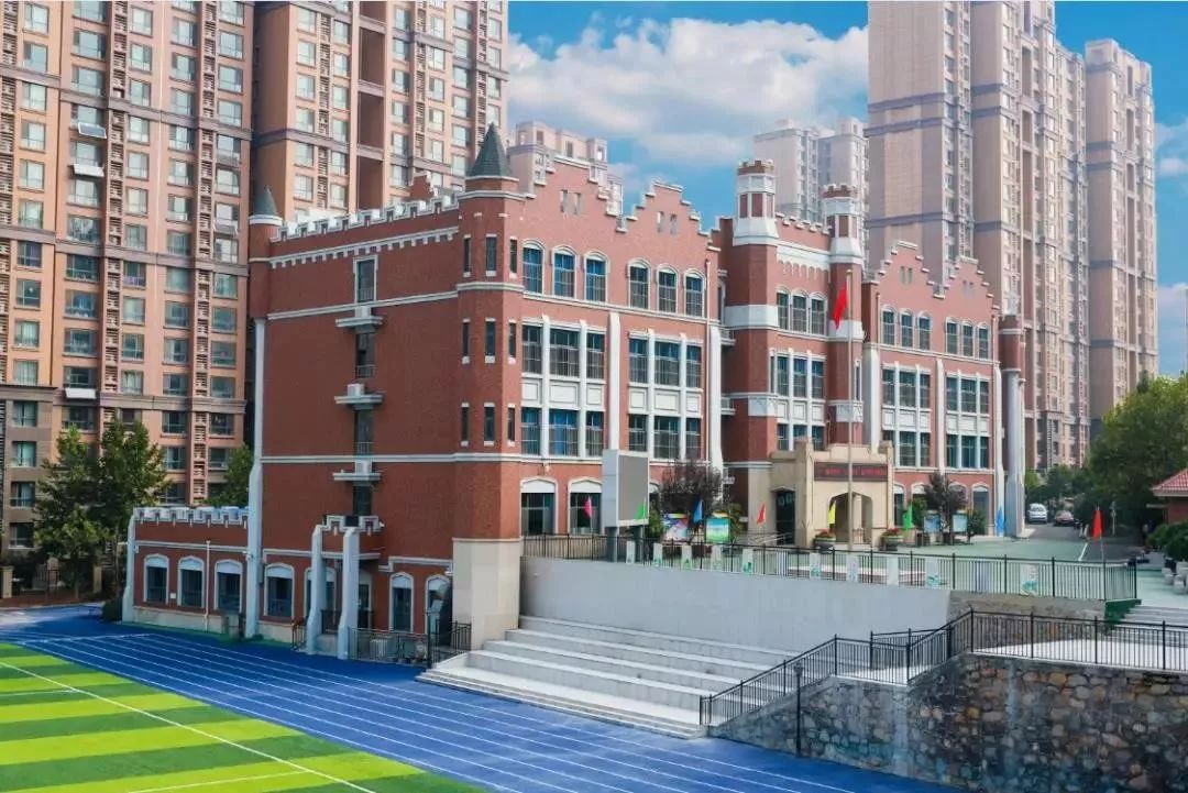 思想引领上好人生大课听奥龙小学校长的开学第一课