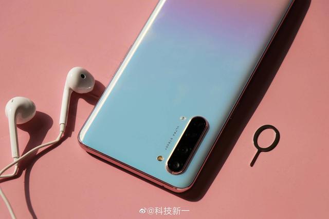 oppo reno3元氣版拍照評測:實力顏值雙在線,時尚大片即視感來襲