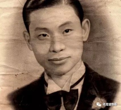 "弹词皇帝"严雪亭说表功夫超超等,据说一辈子说书从不"口冲",换个角度