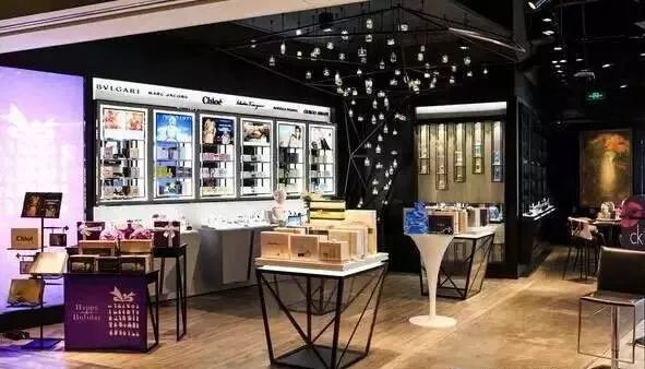 化妆品店八大陈列技巧—躺着就能把货卖了!_商品
