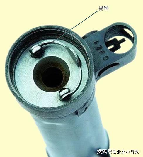 64式微冲枪长仅063米枪重7斤差2两我军第一把自研冲锋枪