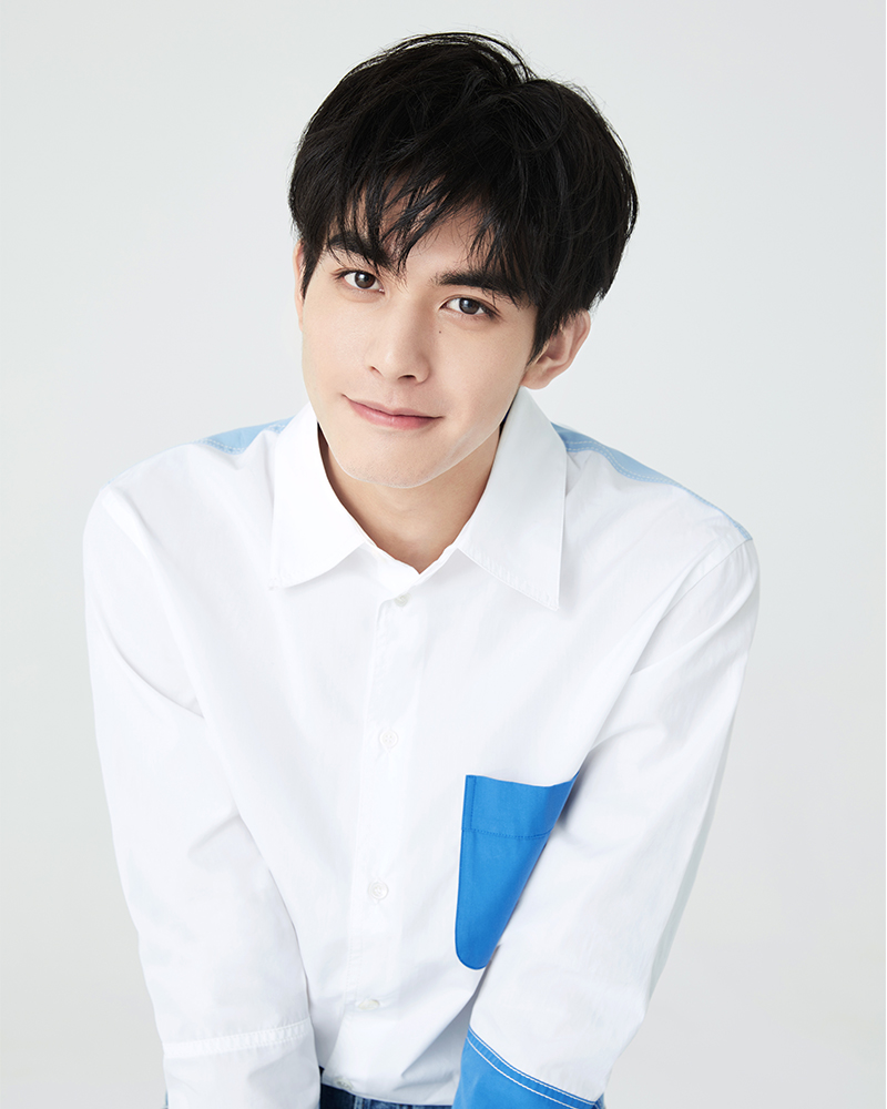 宋威龙清爽写真大片曝光 眉目温柔带来春日暖意