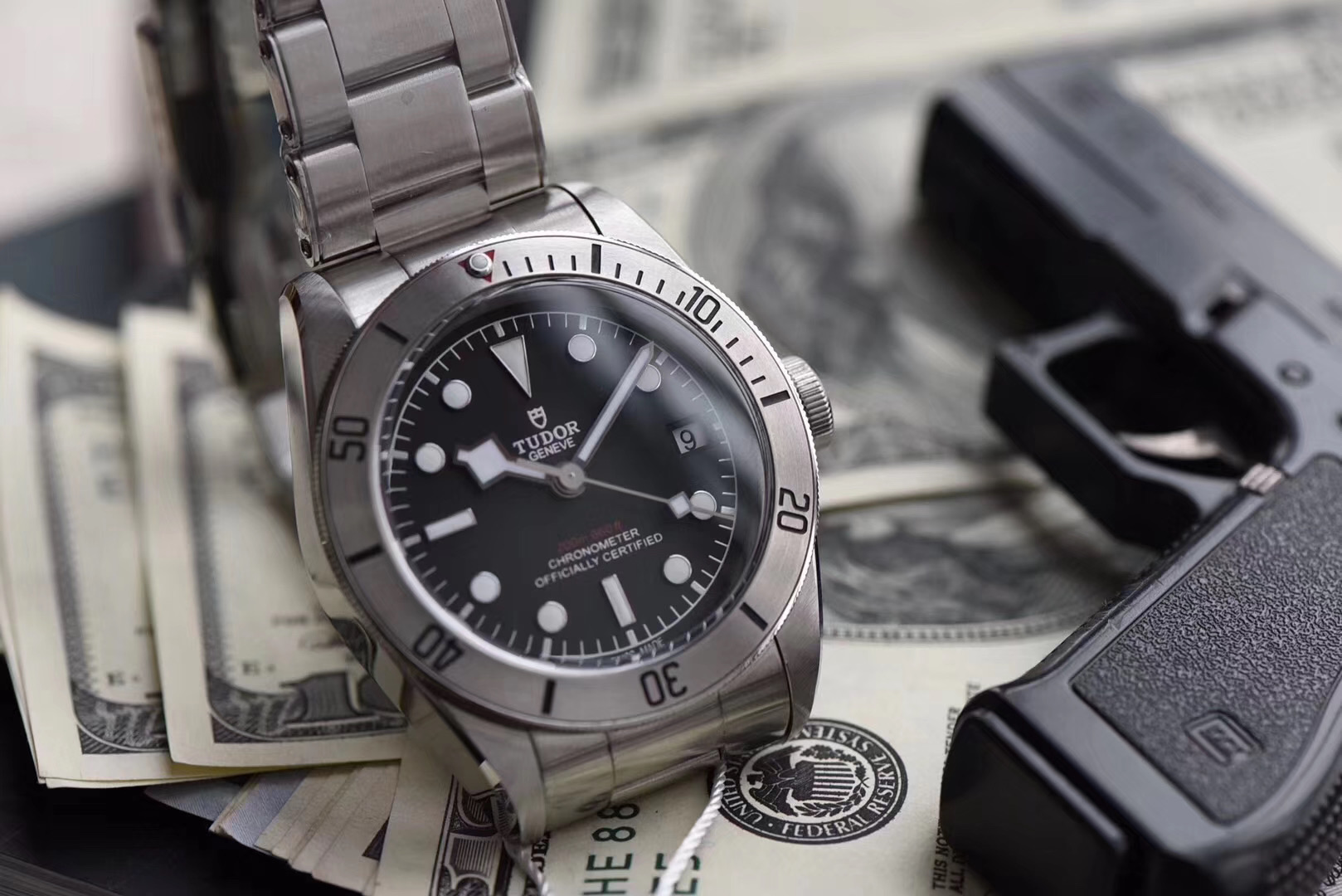 阿信谈表zf帝舵启承碧湾系列79730小钢盾对比评测