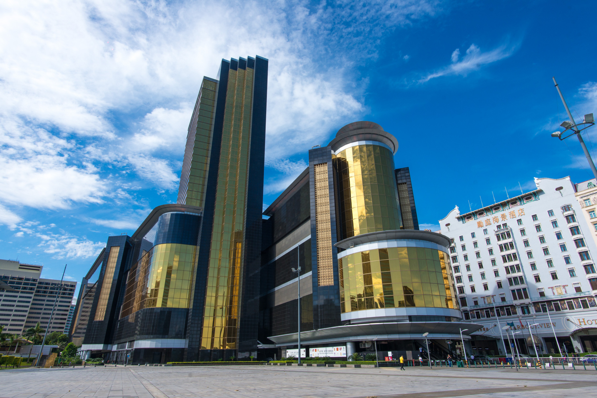 一座广场能成为澳门的地标,竟是因为这尊雕塑