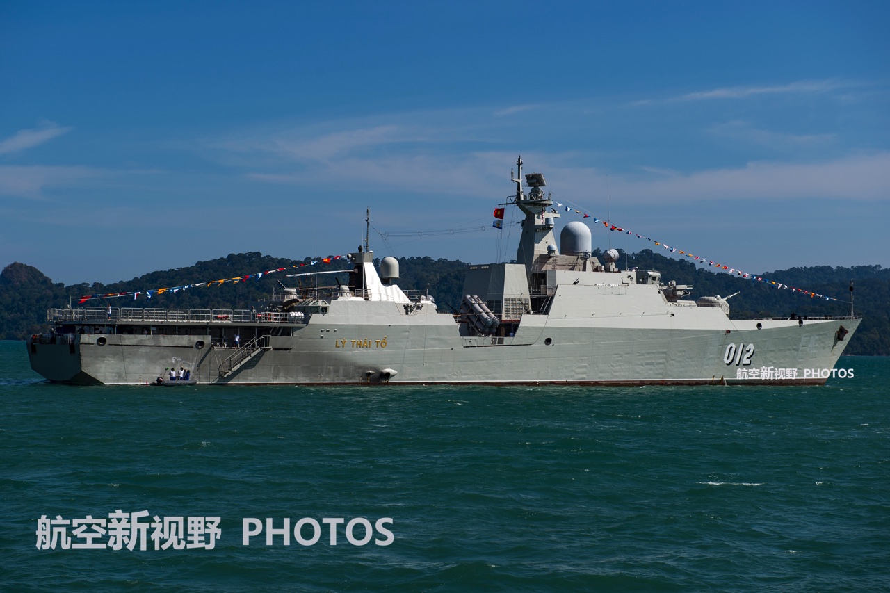 越南海军四大金刚2000吨王牌护卫舰麻雀虽小五脏俱全