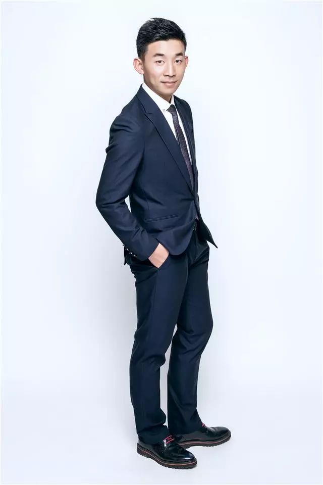 作词 作曲 演唱:冯翔歌曲:《汉阳门花园》朗诵:韩洪雷 播音指导作者