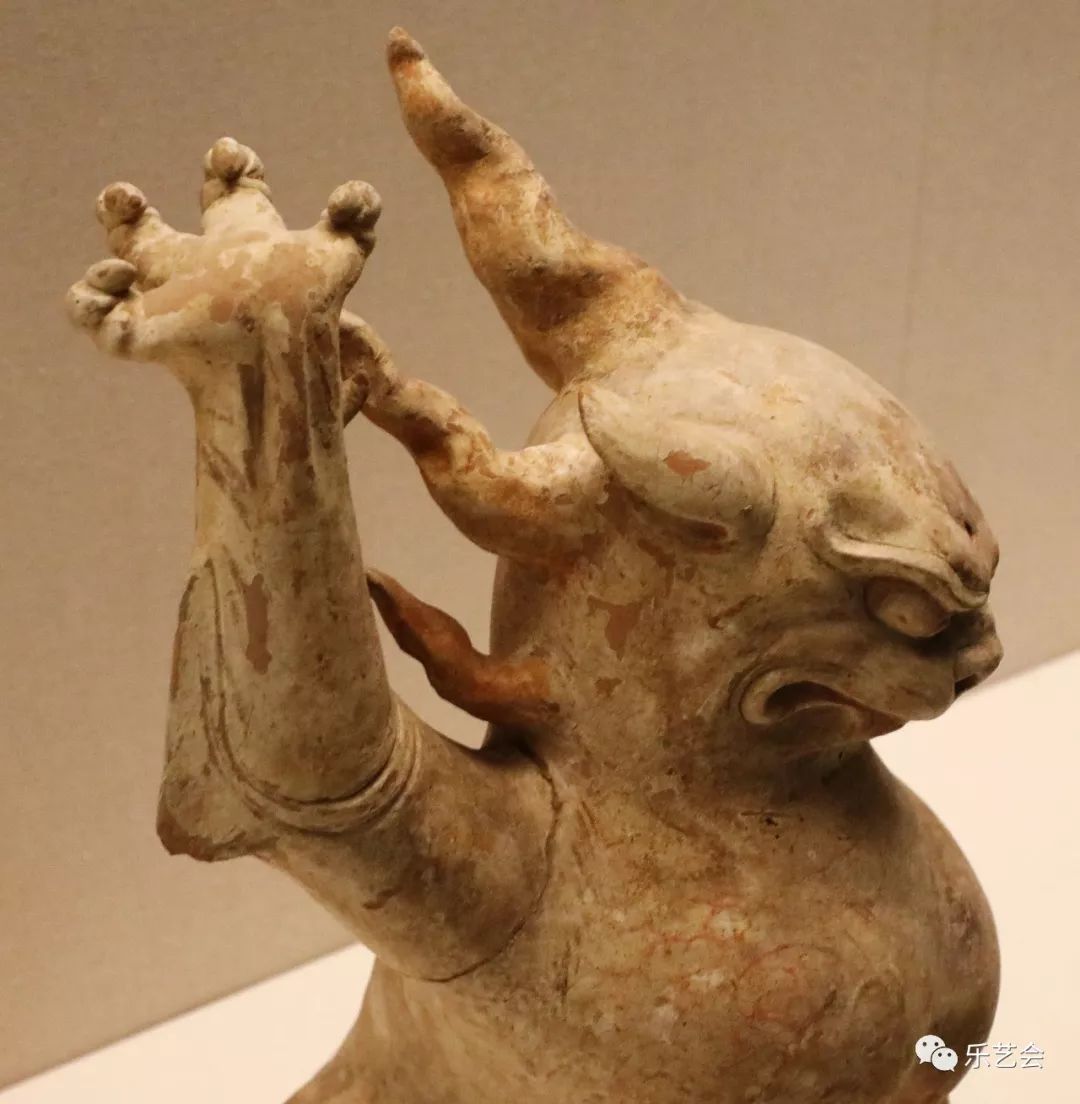 心自由  神飞扬  戛戛独造:朱浒分享唐代庆州彩绘镇墓兽艺术