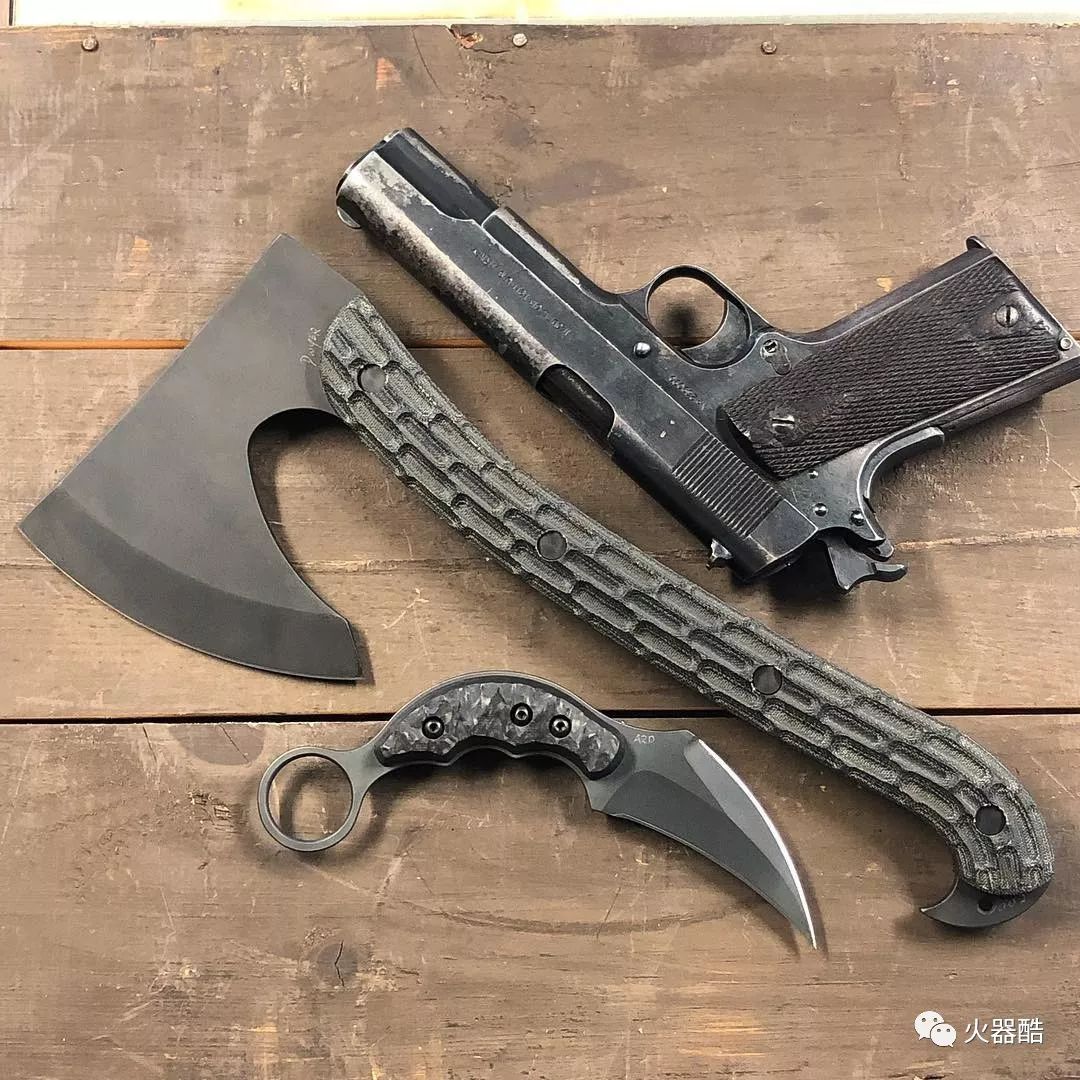 刀和枪远攻近击攻防兼备