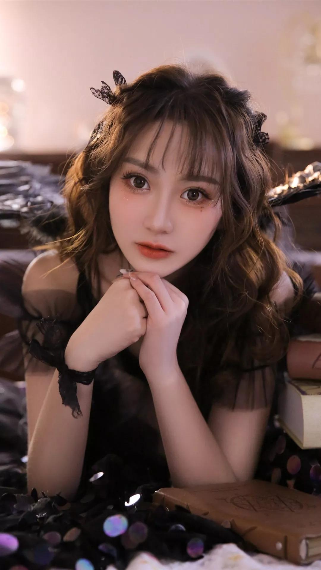 轻色尤物2月12日绅士壁纸更新