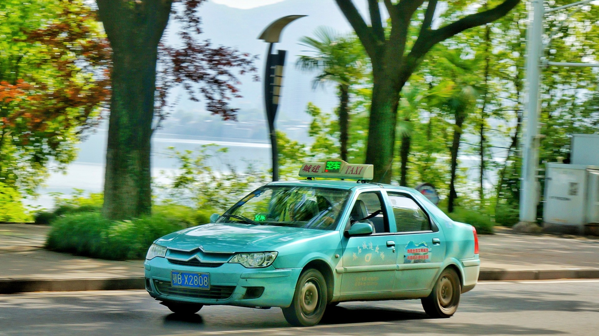 在南京,成都等多地乘出租車,要實名登記了