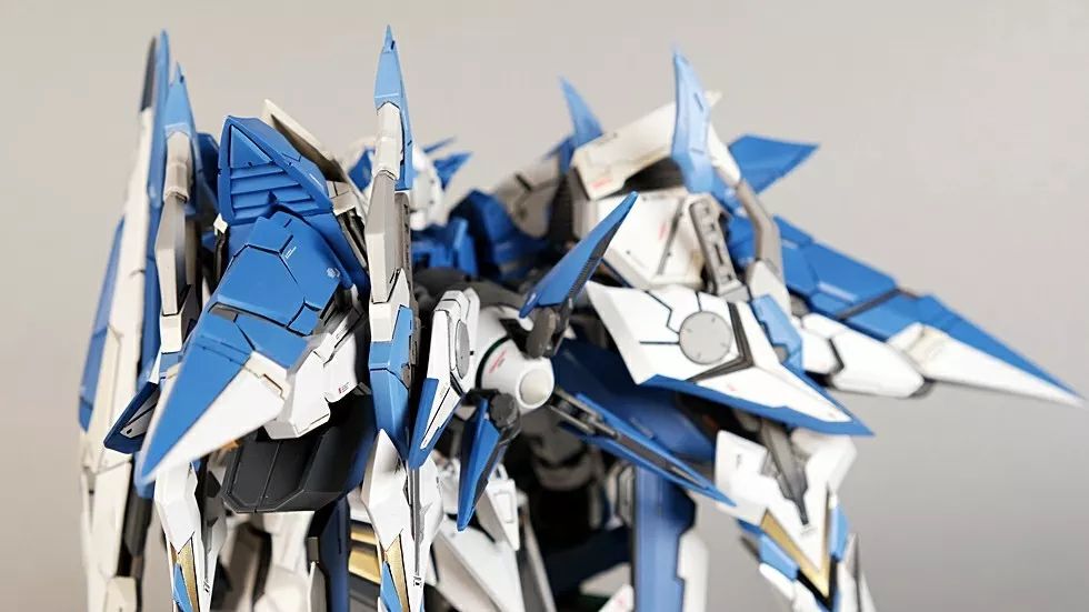 经典红白蓝,上惊异能天使改件涂装完成就是爆帅!