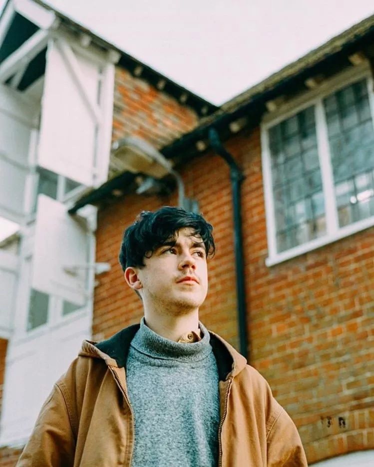 20200212新歌推荐beautifulfacesdeclanmckenna