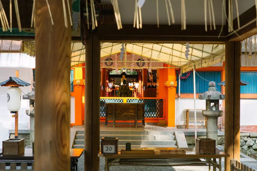 却不曾想隔壁的吉田神社风景这么好!