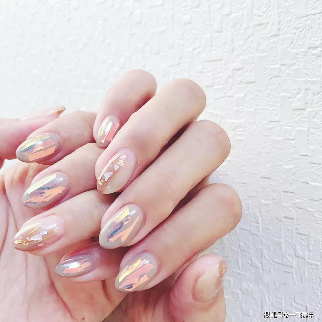 超仙气的透感碎玻璃美甲,谁做谁美