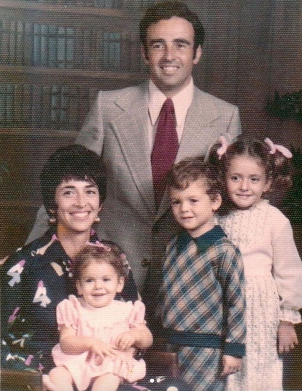 50岁照样恩爱订婚,拥有健康的婚姻观有多重要?_桑德伯格