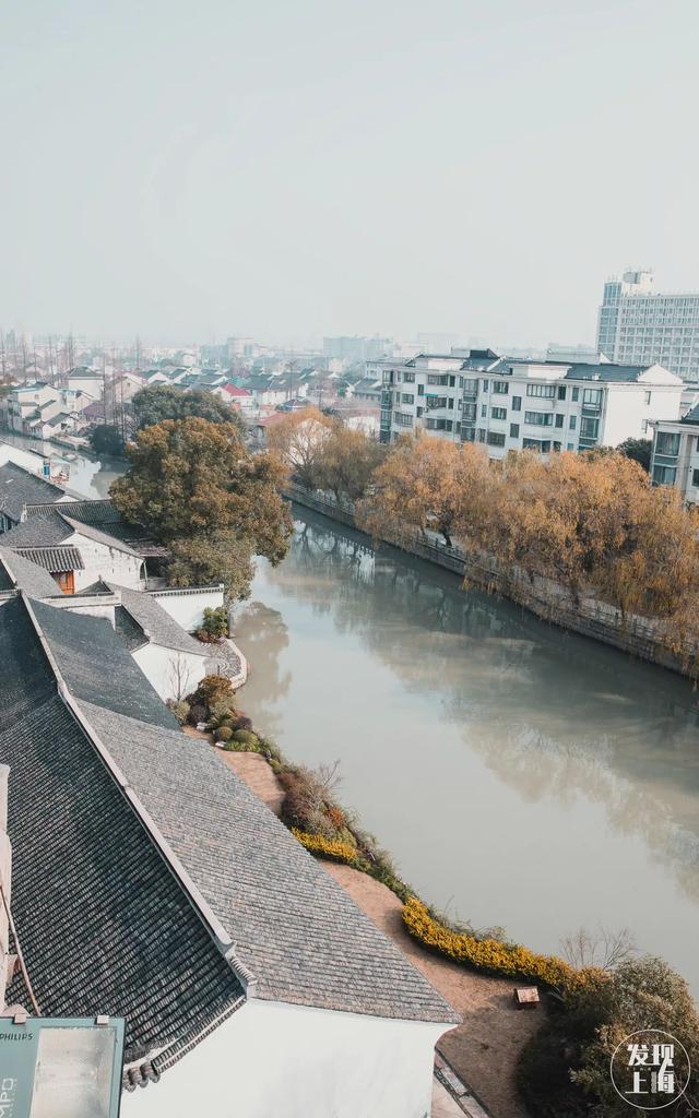 在"上海之根"松江有一座千年古镇,有着"百年上海,千年泗泾"