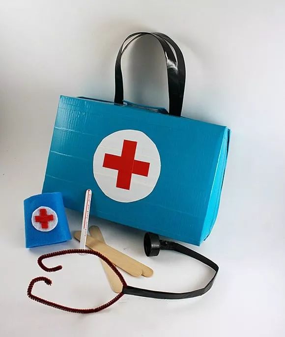 自己动手做出医生工具包一起来玩医生扮演游戏吧