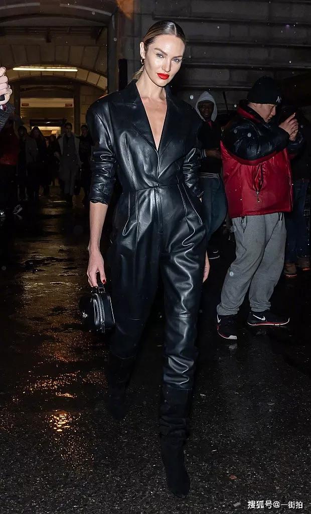 维密超模糖糖出席活动,"蓝莲花"礼服大显身材,网友:天赐美腿_candice