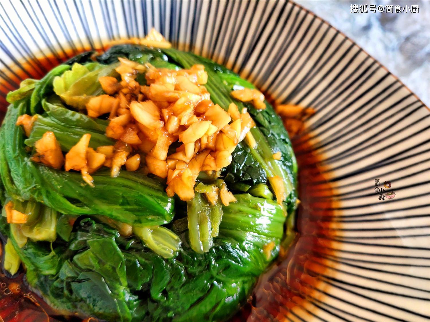 这菜是蔬菜里的"营养模范",春天多吃它就对了,开胃明目